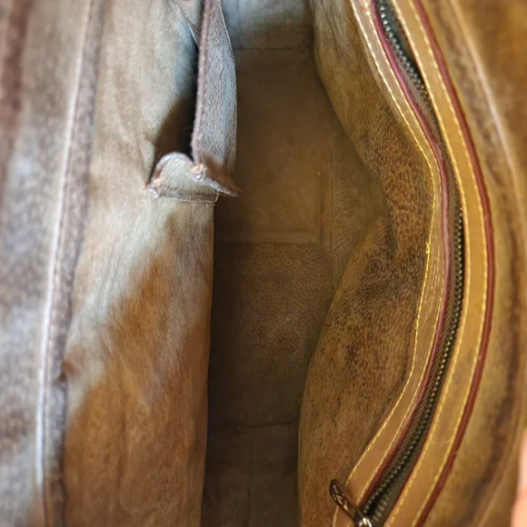 Louis Vuitton Brown Monogram Looping GM Shoulder Bag with Vachetta Leather - Picture 5 of 12